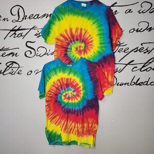 Tie Dye Multicolored Rainbow Spiral Tshirt Bundle, M